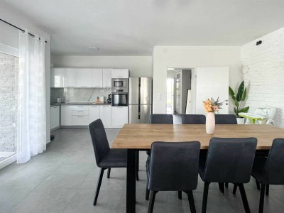 Villa Ela with heated pool - Features photo 25