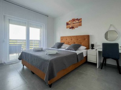 Villa Ela with heated pool - Features photo 29