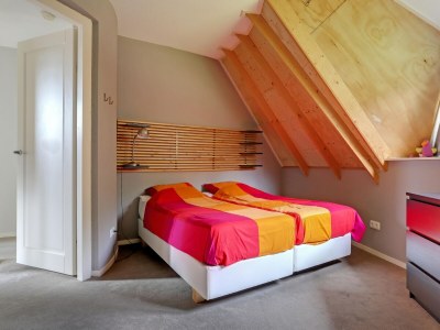 Holiday house Unique holiday home in Noordwolde with garden - Features photo 20