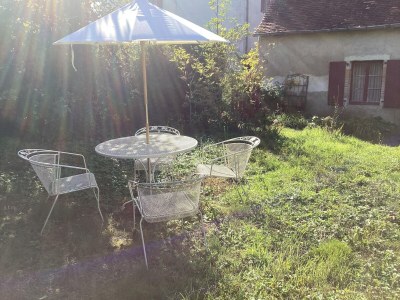 Holiday house Charming Home by River Allier - Outdoor photo 4