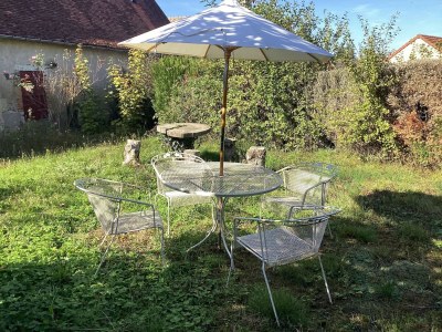 Holiday house Charming Home by River Allier - Outdoor photo 9