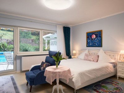 Holiday apartment pool view - Features photo 19