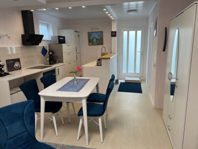 Holiday apartment pool view - Features photo 22