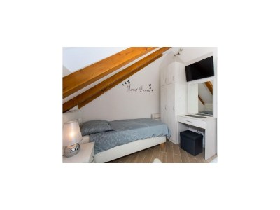 Apartment Mali Skoj Apartment - Two-Bedroom Apartment with Sea View - Features photo 6