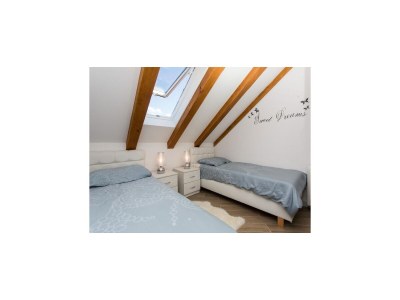 Apartment Mali Skoj Apartment - Two-Bedroom Apartment with Sea View - Features photo 14