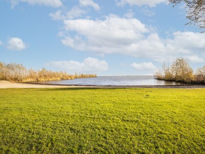 House boat Beautiful houseboat  with shared pool - Environment photo 30