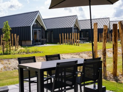 Holiday park Moderne Lodge am Wasser - Outdoor photo 2