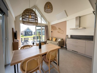 Holiday park Moderne Lodge am Wasser - Features photo 4