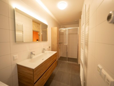 Holiday park Moderne Lodge am Wasser - Features photo 9