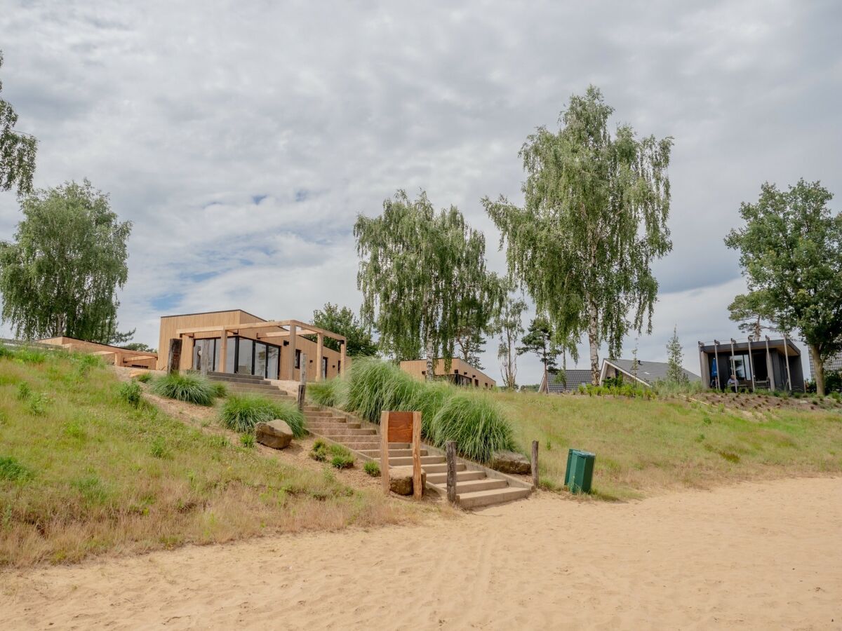 Holiday park Lodge by Rhine with Stunning Water Views - Outdoor photo 4