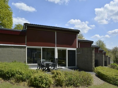 Holiday park Bungalow near Valkenburg - Holiday park
