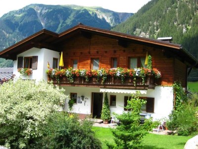 Apartment Chalet im Hohe Tauern mit Panoramablick - Environment photo 21