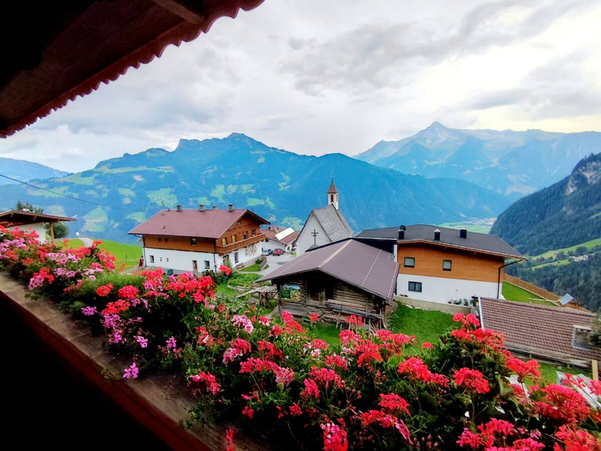 Holiday house Apartment in Hippach with Mountain Views - Outdoor photo 5