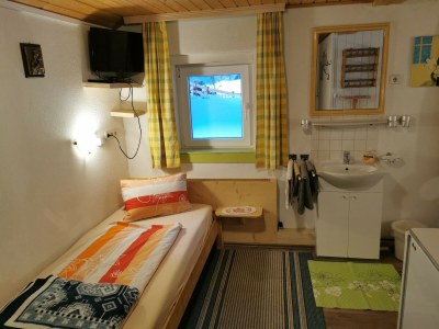 Holiday house Apartment in Hippach with Mountain Views - Features photo 24