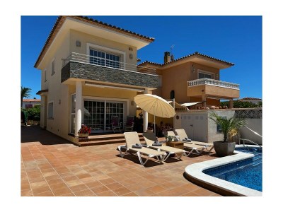 Holiday house Casa Lumi 1 in Empuriabrava - Holiday house