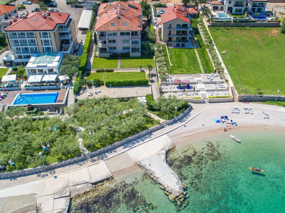 Holiday apartment Malin 3