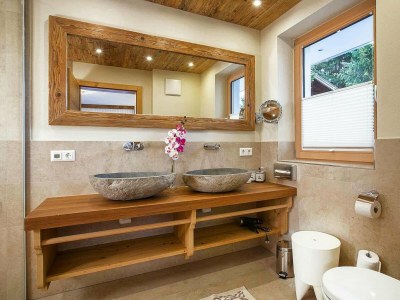 Chalet Chalet in Königsleiten mit Bergblick & Spa - Features photo 12