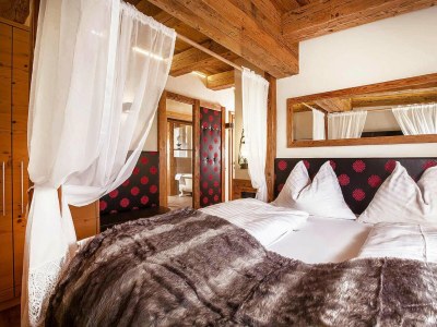 Chalet Chalet in Königsleiten mit Bergblick & Spa - Features photo 25