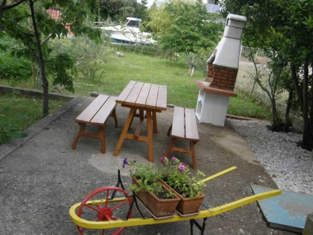 Apartment Charming Apartment on Croatian Islands - Outdoor photo 3