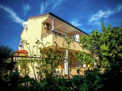 Apartment Spacious Apartment in Vantacici near Sea - Outdoor photo 2