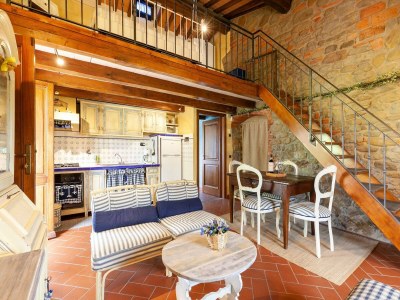 Holiday house Grazioso Agriturismo a Pian di Scò con Barbecue - Features photo 13