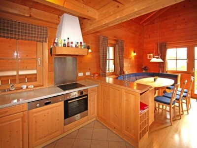 Chalet Chalet in Königsleiten near Hohe Tauern - Features photo 9