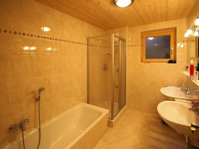 Chalet Chalet in Königsleiten near Hohe Tauern - Features photo 23