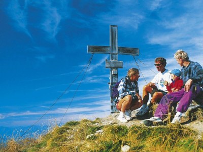 Chalet Chalet in Königsleiten with Wellness & Alps View - Environment photo 12