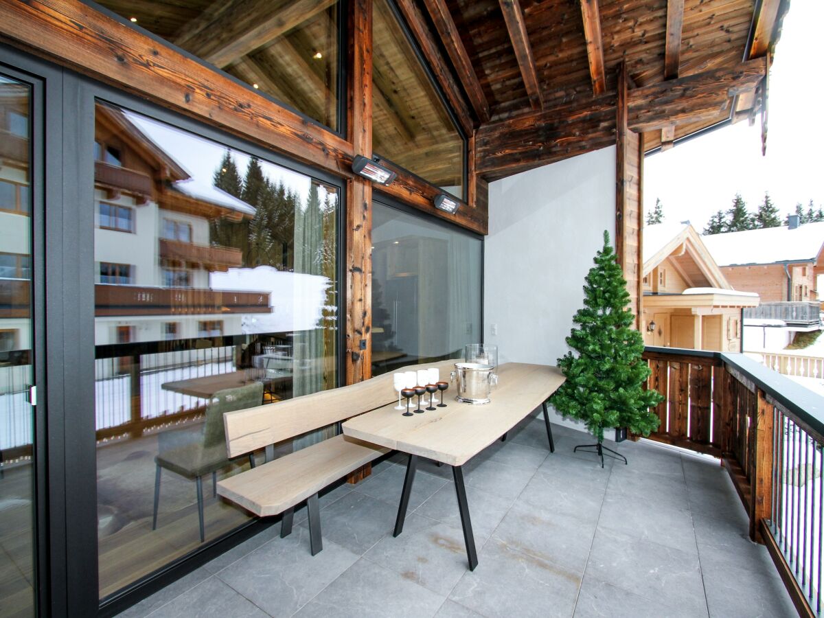 Chalet Chalet in Königsleiten am Skilift Zillertal - Outdoor photo 2