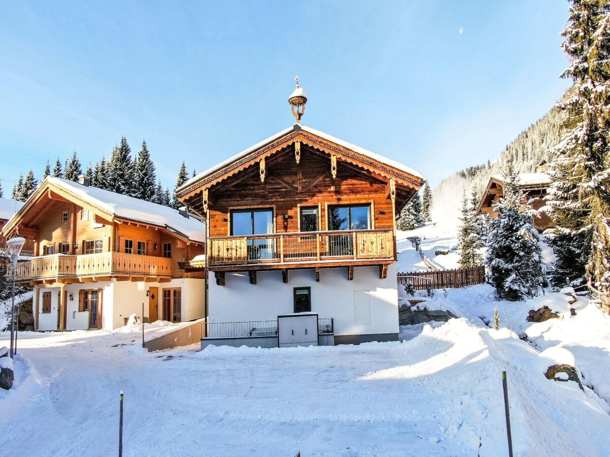 Chalet Chalet in Königsleiten am Skilift Zillertal - Outdoor photo 4