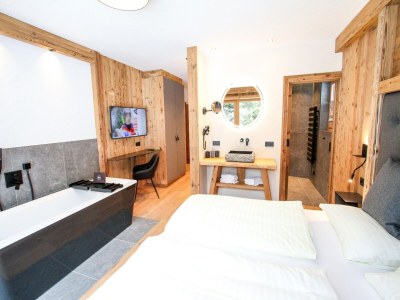 Chalet Chalet in Königsleiten am Skilift Zillertal - Features photo 28