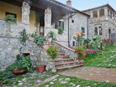 Holiday park Landhaus in Chiusdino mit Panoramablick - Outdoor photo 2