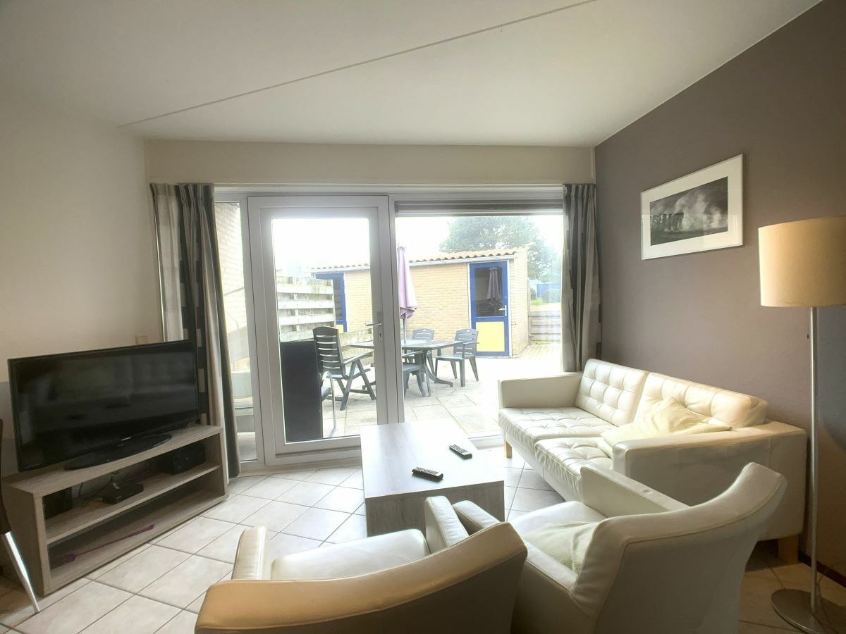 Holiday apartment Meidoornstraat 2 ground floor - Features photo 3