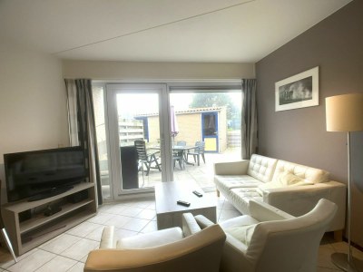 Holiday apartment Meidoornstraat 2 ground floor - Features photo 3