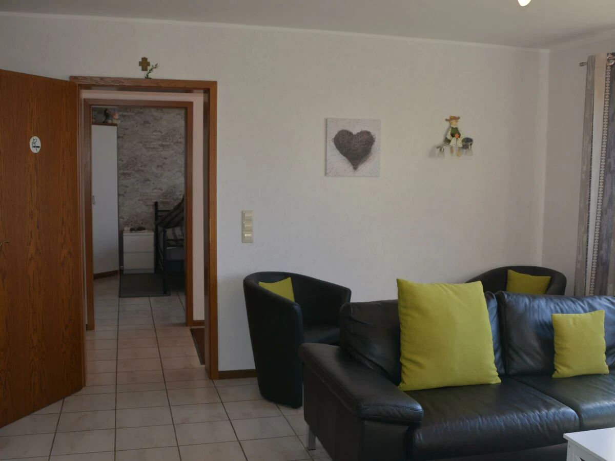 Apartment 2-Bett-Ferienwohnung am Keltenweg - Outdoor photo 4