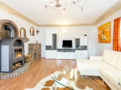 Holiday house Chalet in Saalfelden near Ski Slopes - Features photo 13