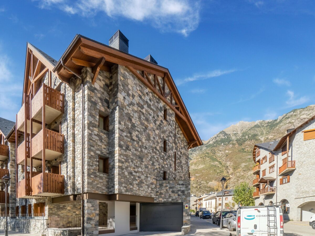 Apartment Steinhaus bei Benasque und See - Outdoor photo 5