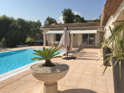 Villa Villa in Puget-sur-Argens mit Pool & Garten - Outdoor photo 6