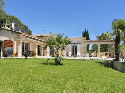 Villa Villa in Puget-sur-Argens mit Pool & Garten - Outdoor photo 8