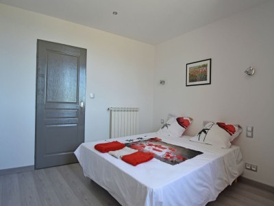 Villa Peaceful Poolside Escape - Features photo 14