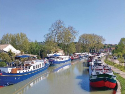 Villa Peaceful Poolside Escape - Environment photo 38