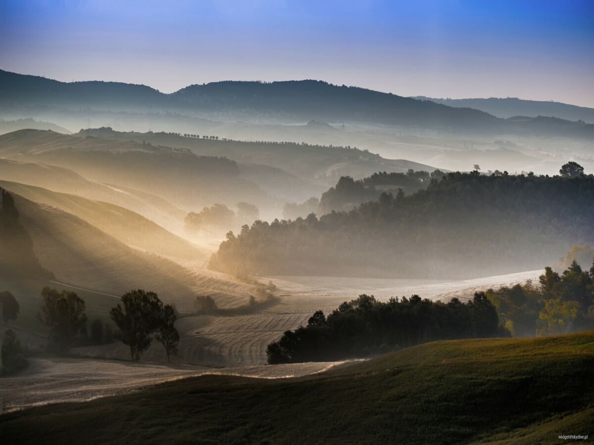 Farmhouse Rustic Tuscan Farmhouse - Outdoor photo 5
