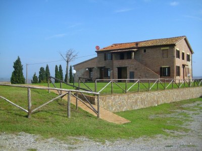 Farmhouse Rustic Tuscan Farmhouse - Outdoor photo 16
