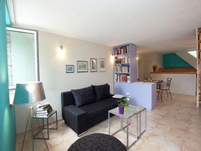 Holiday house Beautiful holiday home on the island Brac, with the sea and a small beach in front of the door! - Features photo 10