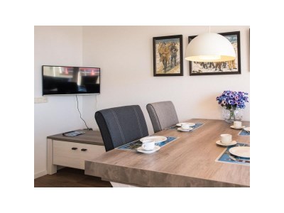 Holiday apartment InselglÃ¼ck 89 Buren - Features photo 6