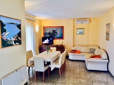 Holiday apartment with sea view and private beach - Features photo 12