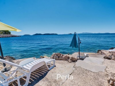 Holiday apartment with sea view and private beach - Environment photo 23