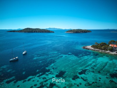 Holiday apartment with sea view and private beach - Environment photo 32