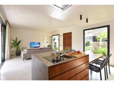 Holiday house Villa in Tauro with Private Pool & Beach Access - Features photo 28