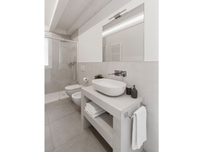 Apartment No title - Features photo 12